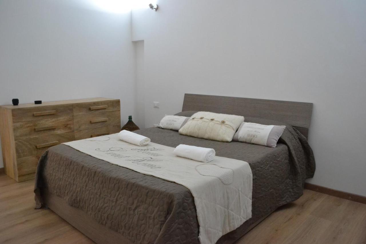 Dimora Castelli Hotell Palermo Exteriör bild
