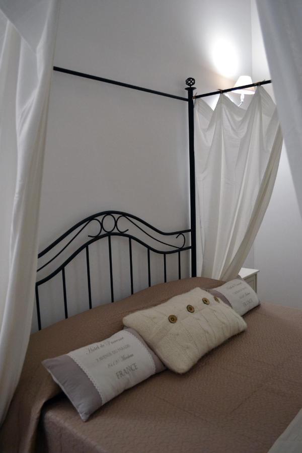 Dimora Castelli Hotell Palermo Exteriör bild